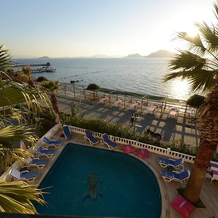 Ado Beach Hotel Turgutreis Exterior photo