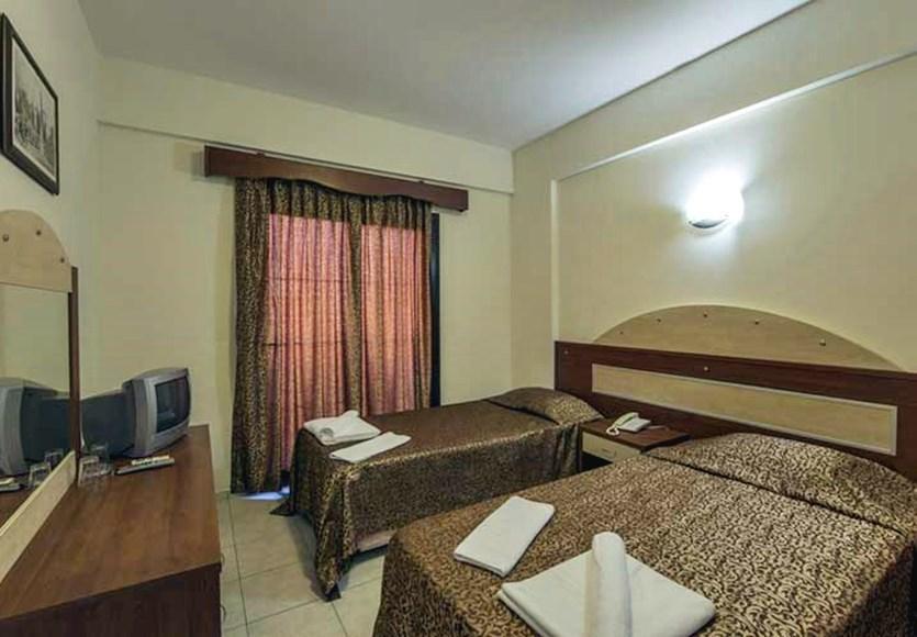 Ado Beach Hotel Turgutreis Exterior photo